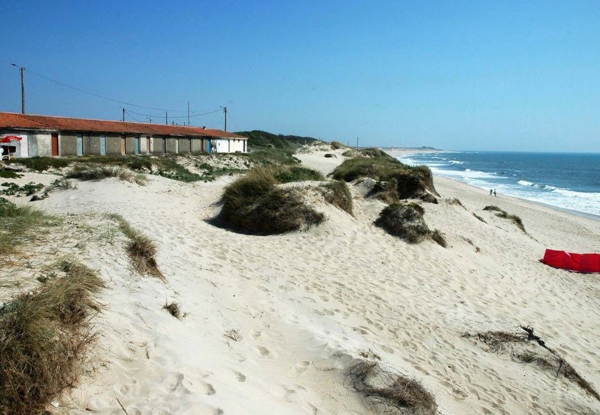 Praia da Barranha, Portugal